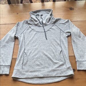 Kuhl Gray Cowl Neck Pullover Sweatshirt base layer